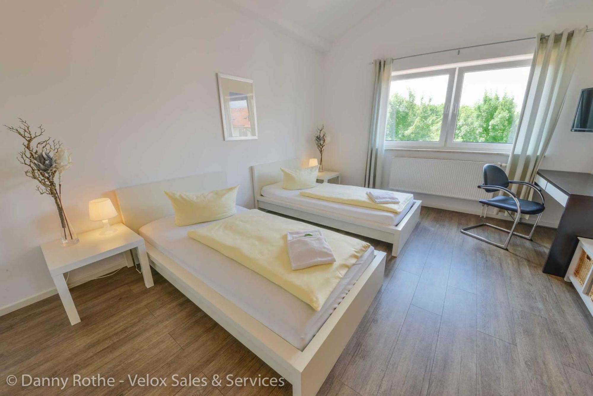 Pension Wess Neufinsing Zimmer foto
